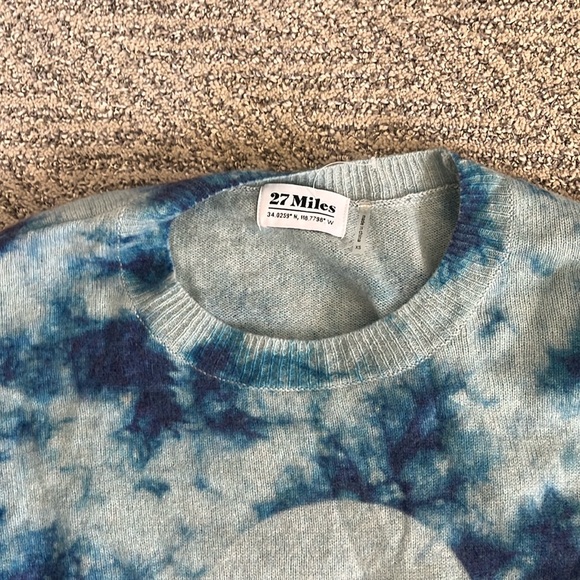 27 miles skull sweater- cashmere - small - Picture 2 of 3